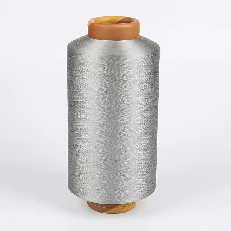 Le polyester DTY (Draw Textured Yarn) est une fibre synthétique populaire